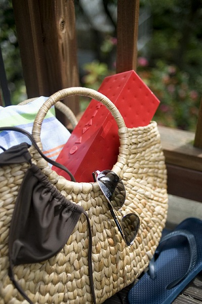 音樂無國界！但如果聽音樂都要被線牽絆住，那聽音樂的